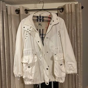 Burberry rain jacket / coat